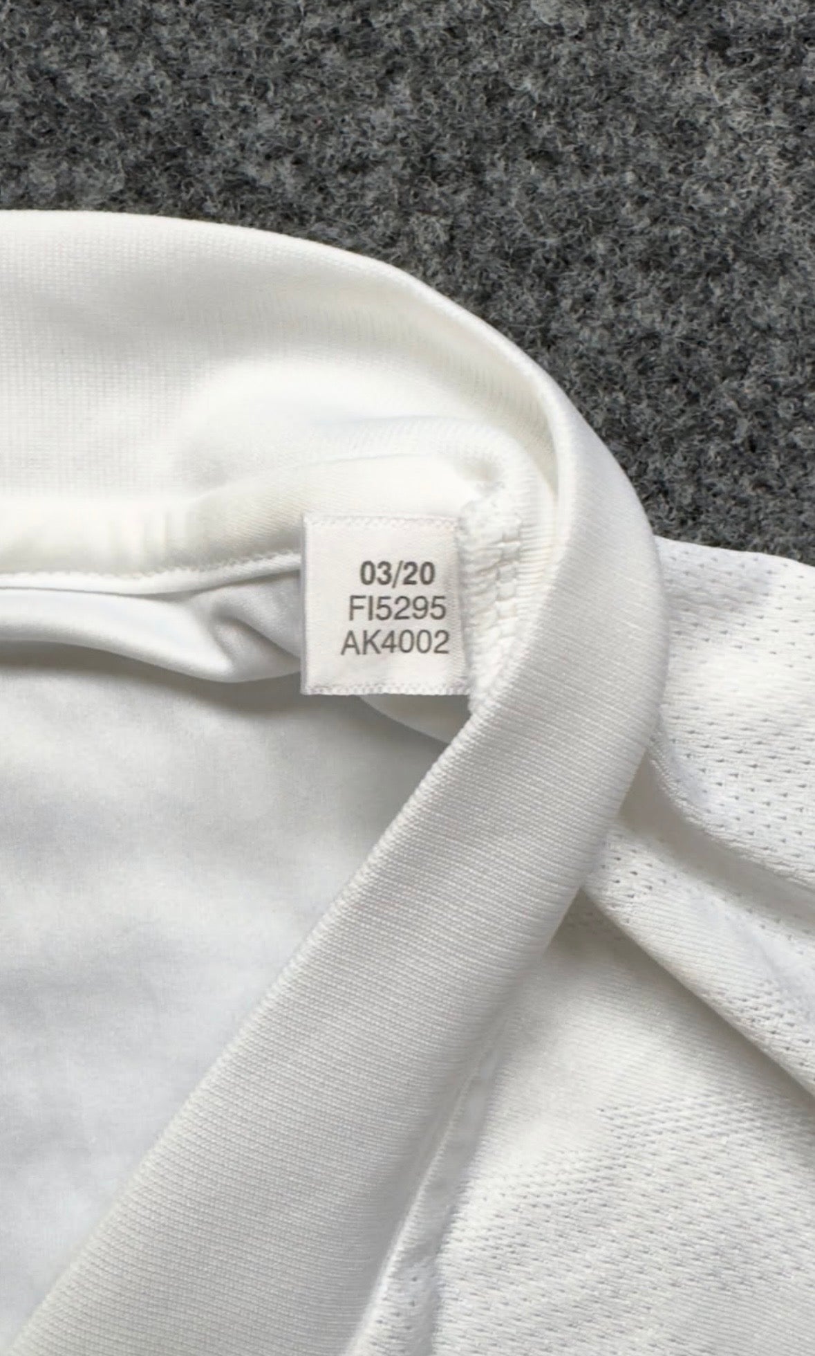 REAL MADRID JERSEY 2020/21 HOME 🤯 (Authentic)